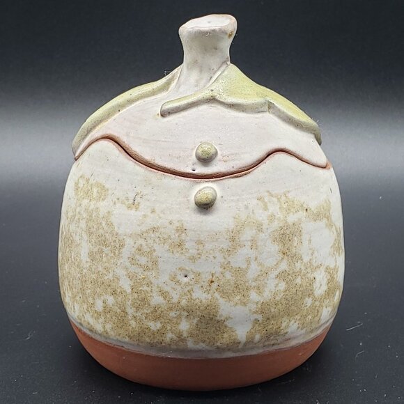 Vintage Signed Hobbiest Cream Green Leaf Turned Art Pottery Ginger Jar with Lid - Picture 2 of 13